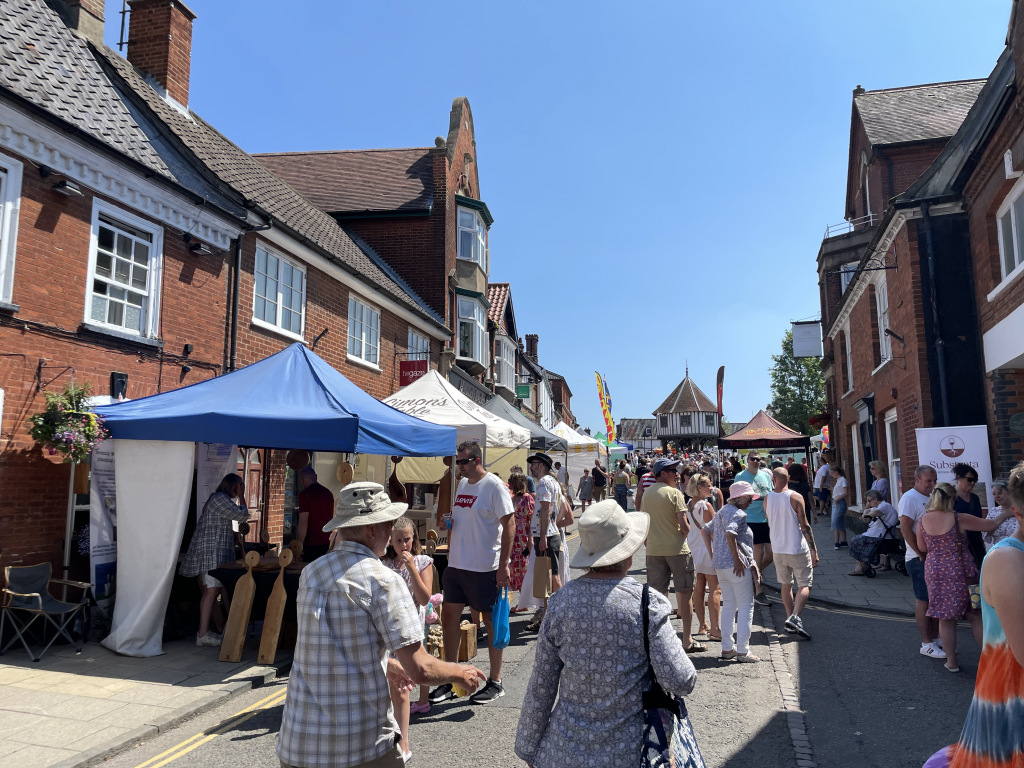 Crowds in Wymondham for the food and drink festival