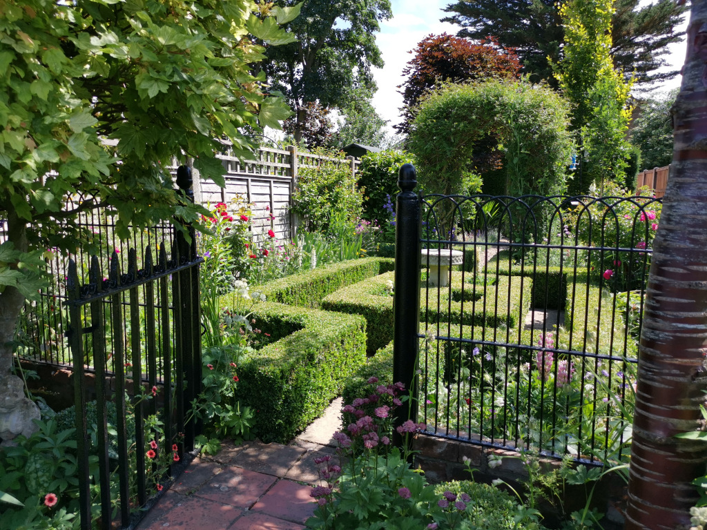 Picture of a garden with gate